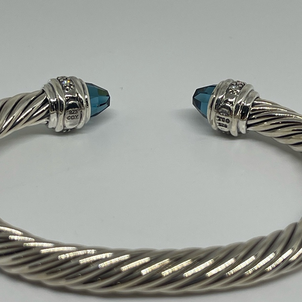 David Yurman Bracelet Sterling Silver with Hampton Blue Topaz and Diamonds, 7mm - Picture 4 of 10